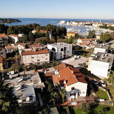 Kadum Center Near The Poreč