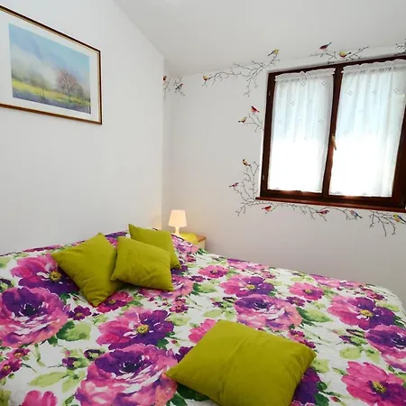 Kadum Center Near The 3*