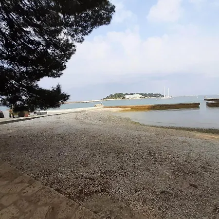 Kadum Center Near The 3*