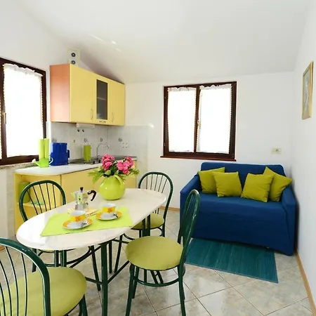 Guest house Kadum Center Near The 3*