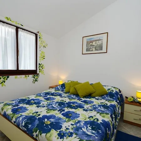 Guest house Kadum Center Near The Porec